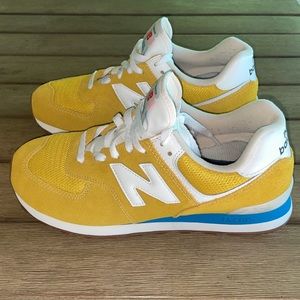New Balance Classic MENS iconic 574 size “8.5” Varsity Gold / Deep Sky Blue